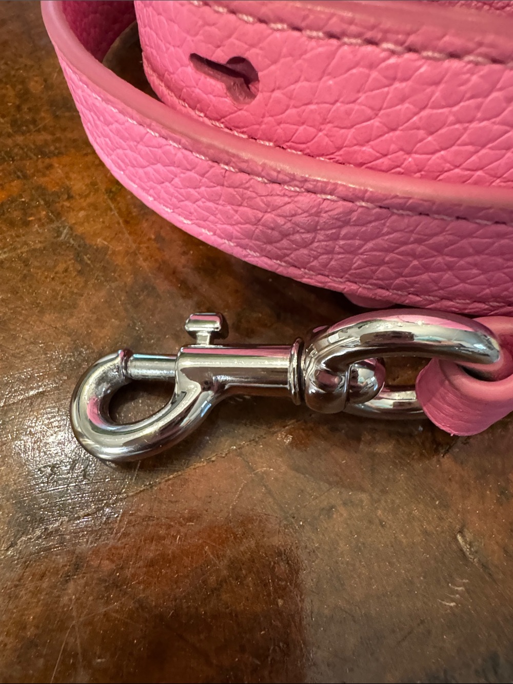 Authentic Marc Jacobs The Tote Bag Small Tote in Bright Pink - Picture 6 of 16